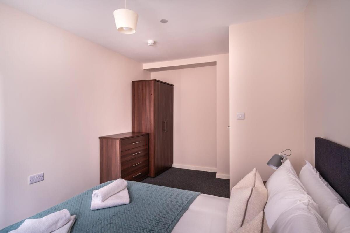 Apartment Modern & Spacious 2 Bed In Manchester
